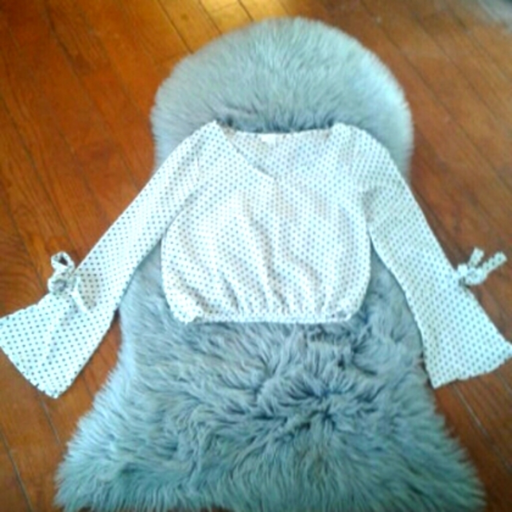 4/$13 Polka dot blouse top